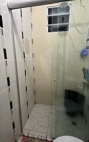 Casa para alugar com 180m², 3 quartos e 2 vagas Casa para alugar com 180m², 3 quartos e 2 vagasBanheiro social