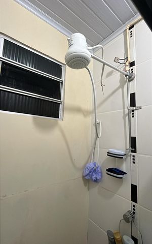 Casa para alugar com 180m², 3 quartos e 2 vagas Casa para alugar com 180m², 3 quartos e 2 vagasBanheiro social