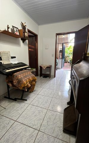 Casa para alugar com 180m², 3 quartos e 2 vagas Casa para alugar com 180m², 3 quartos e 2 vagasSala