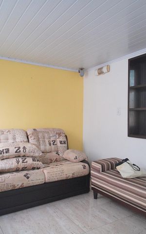 Casa para alugar com 208m², 4 quartos e 2 vagassala 2