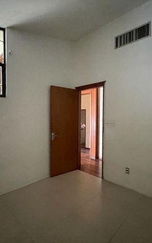 Casa para alugar com 600m², 4 quartos e 3 vagas Casa para alugar com 600m², 4 quartos e 3 vagasQuarto 4