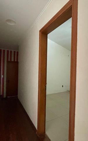 Casa para alugar com 600m², 4 quartos e 3 vagas Casa para alugar com 600m², 4 quartos e 3 vagasCorredor