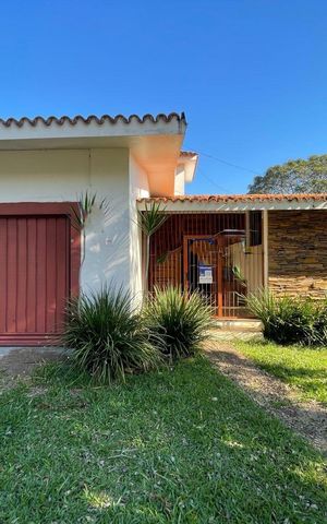Casa para alugar com 600m², 4 quartos e 3 vagas Casa para alugar com 600m², 4 quartos e 3 vagasFachada
