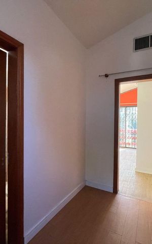 Casa para alugar com 600m², 4 quartos e 3 vagas Casa para alugar com 600m², 4 quartos e 3 vagasCloset da Suíte