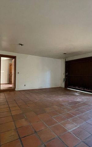 Casa para alugar com 600m², 4 quartos e 3 vagas Casa para alugar com 600m², 4 quartos e 3 vagasÁrea comum