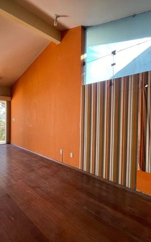 Casa para alugar com 600m², 4 quartos e 3 vagas Casa para alugar com 600m², 4 quartos e 3 vagasSala