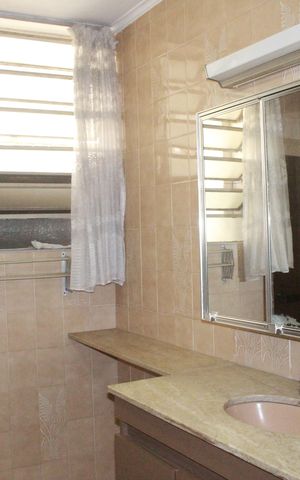 Apartamento à venda com 220m², 3 quartos e 1 vagaBanheiro 2