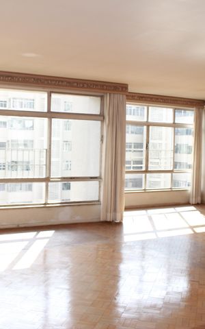 Apartamento à venda com 220m², 3 quartos e 1 vagaSala