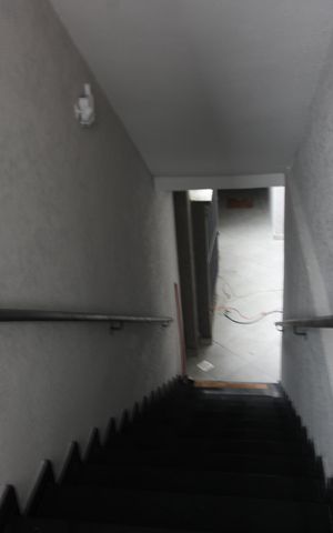 Apartamento à venda com 35m², 2 quartos e sem vagaescada