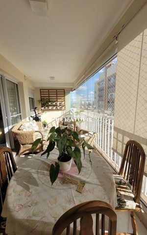 Apartamento à venda com 121m², 4 quartos e 2 vagas