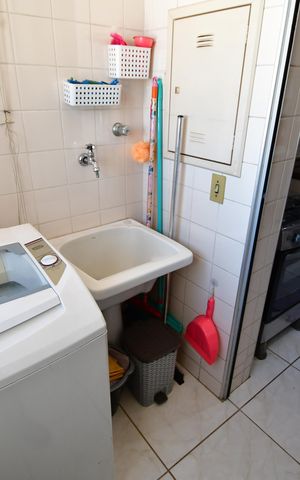 Apartamento à venda com 66m², 2 quartos e 2 vagasÁrea de Serviço