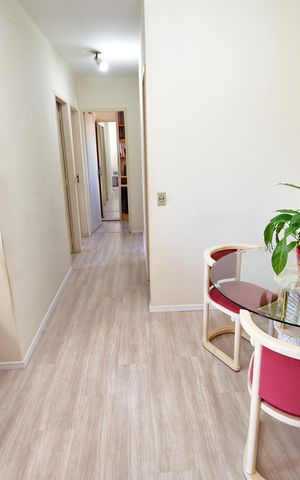 Apartamento à venda com 66m², 2 quartos e 2 vagasSala