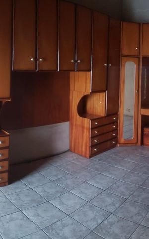 Casa à venda com 280m², 3 quartos e 2 vagas Casa à venda com 280m², 3 quartos e 2 vagasQuarto