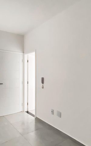 Apartamento à venda com 33m², 2 quartos e sem vaga Apartamento à venda com 33m², 2 quartos e sem vagaSala