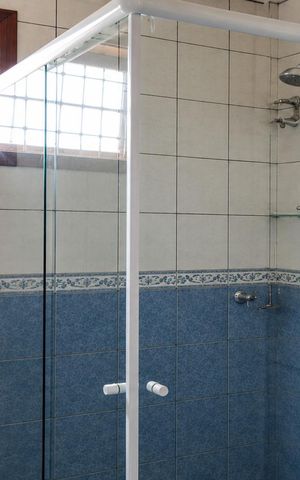 Casa para alugar com 320m², 4 quartos e 2 vagas Casa para alugar com 320m², 4 quartos e 2 vagasBanheiro 4