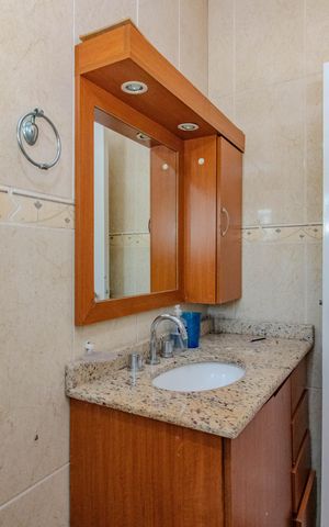 Casa para alugar com 240m², 3 quartos e 2 vagas Casa para alugar com 240m², 3 quartos e 2 vagasBanheiro da Suíte 2