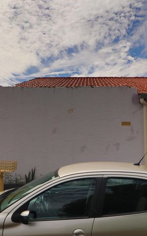 Casa para alugar com 80m², 3 quartos e 3 vagasFachada