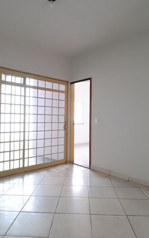Casa para alugar com 80m², 3 quartos e 3 vagasSala