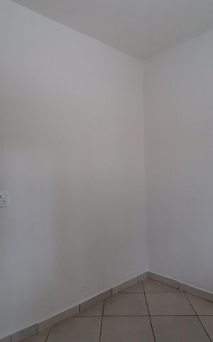 Casa para alugar com 80m², 3 quartos e 3 vagasQuarto 2