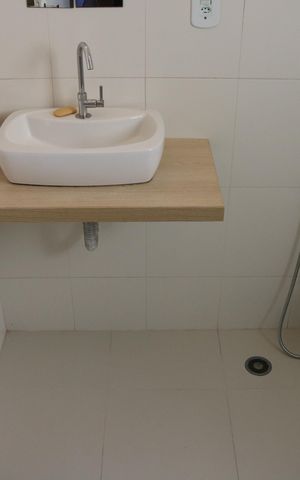 Apartamento para alugar com 67m², 2 quartos e sem vagaBanheiro