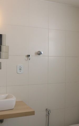 Apartamento para alugar com 67m², 2 quartos e sem vagaBanheiro