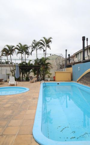 Casa de condomínio à venda com 102m², 2 quartos e 1 vagaÁrea comum - Piscina