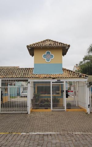 Casa de condomínio à venda com 102m², 2 quartos e 1 vagaFachada