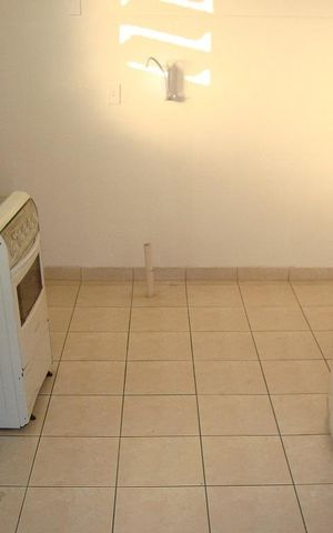 Apartamento à venda com 88m², 3 quartos e sem vaga Apartamento à venda com 88m², 3 quartos e sem vagaCozinha (*+Opcional Banheiro)