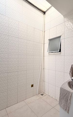 Casa para alugar com 330m², 3 quartos e 6 vagasÁrea de Serviço