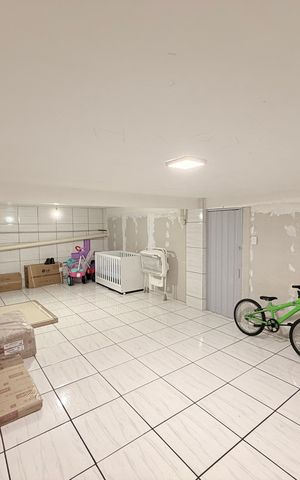 Casa para alugar com 330m², 3 quartos e 6 vagasPorão