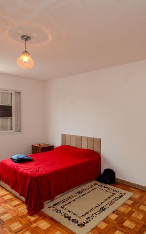 Casa à venda com 170m², 3 quartos e 3 vagas Casa à venda com 170m², 3 quartos e 3 vagasQuarto 3