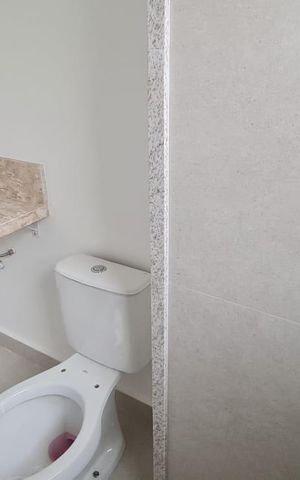 Apartamento à venda com 110m², 2 quartos e 2 vagas Apartamento à venda com 110m², 2 quartos e 2 vagasBanheiro