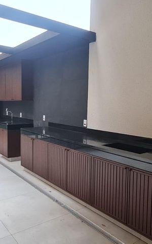 Apartamento à venda com 110m², 2 quartos e 2 vagas Apartamento à venda com 110m², 2 quartos e 2 vagasÁrea externa
