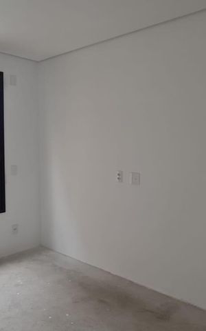 Apartamento à venda com 180m², 3 quartos e 3 vagas Apartamento à venda com 180m², 3 quartos e 3 vagasQuarto