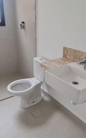 Apartamento à venda com 180m², 3 quartos e 3 vagas Apartamento à venda com 180m², 3 quartos e 3 vagasBanheiro