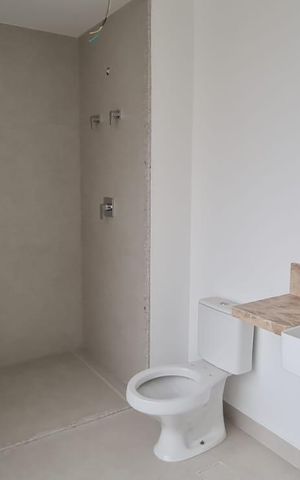 Apartamento à venda com 180m², 3 quartos e 3 vagas Apartamento à venda com 180m², 3 quartos e 3 vagasBanheiro