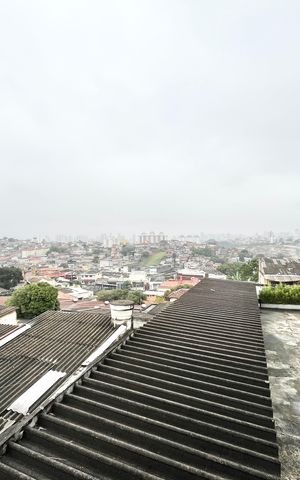 Casa à venda com 189m², 4 quartos e 4 vagas Casa à venda com 189m², 4 quartos e 4 vagasVaranda 2