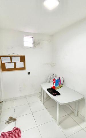 Casa à venda com 189m², 4 quartos e 4 vagas Casa à venda com 189m², 4 quartos e 4 vagasSala/Quarto Edícula