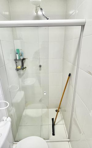 Casa à venda com 189m², 4 quartos e 4 vagas Casa à venda com 189m², 4 quartos e 4 vagasBanheiro da Edícula