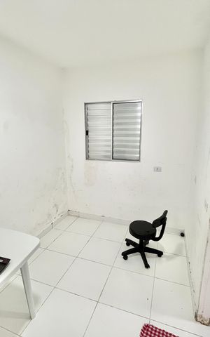 Casa à venda com 189m², 4 quartos e 4 vagas Casa à venda com 189m², 4 quartos e 4 vagasSala/Quarto Edícula