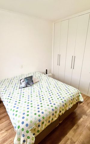 Casa à venda com 189m², 4 quartos e 4 vagas Casa à venda com 189m², 4 quartos e 4 vagasQuarto 1