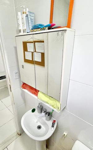 Casa à venda com 189m², 4 quartos e 4 vagas Casa à venda com 189m², 4 quartos e 4 vagasBanheiro da Edícula