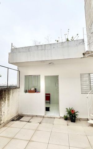 Casa à venda com 189m², 4 quartos e 4 vagas Casa à venda com 189m², 4 quartos e 4 vagasQuintal