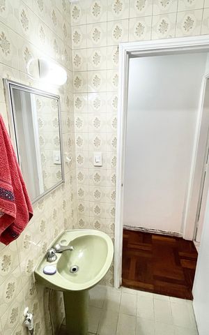 Casa à venda com 189m², 4 quartos e 4 vagas Casa à venda com 189m², 4 quartos e 4 vagasBanheiro 2