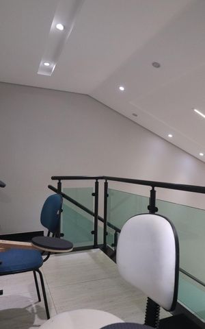 Casa de condomínio para alugar com 250m², 3 quartos e 4 vagasEstúdio