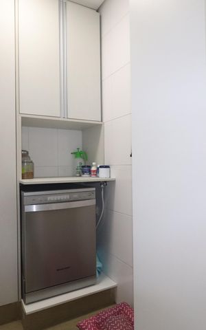 Casa de condomínio para alugar com 250m², 3 quartos e 4 vagasÁrea de Serviço