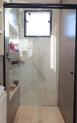 Casa de condomínio para alugar com 250m², 3 quartos e 4 vagasBanheiro Quarto 2 suíte