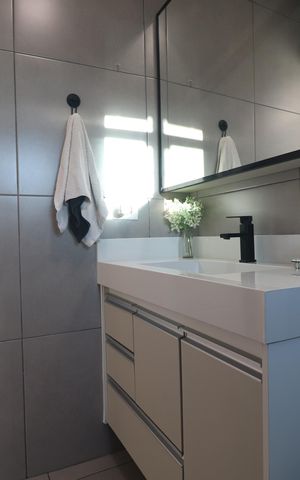 Casa de condomínio para alugar com 250m², 3 quartos e 4 vagasBanheiro Quarto 1 suíte
