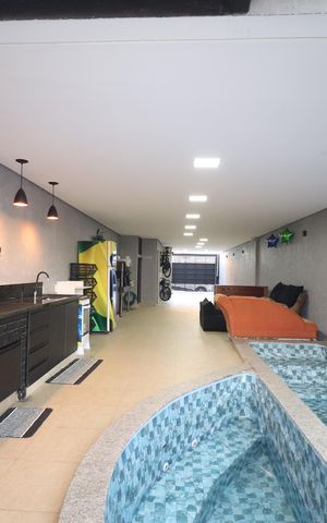 Casa de condomínio para alugar com 250m², 3 quartos e 4 vagasPiscina