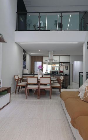Casa de condomínio para alugar com 250m², 3 quartos e 4 vagasSala